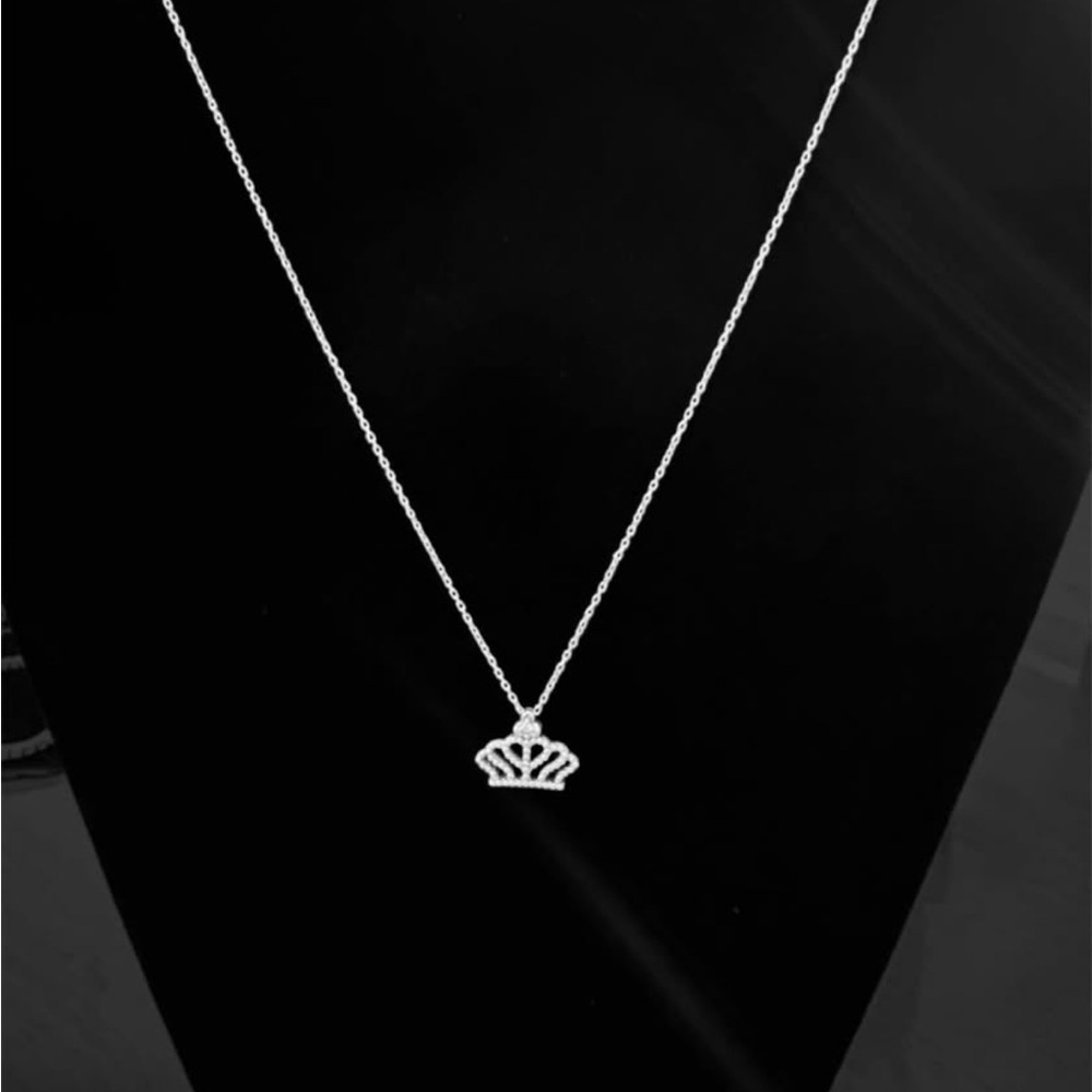 Elegant Sterling Silver Crown Pendant (Diamond )Necklace